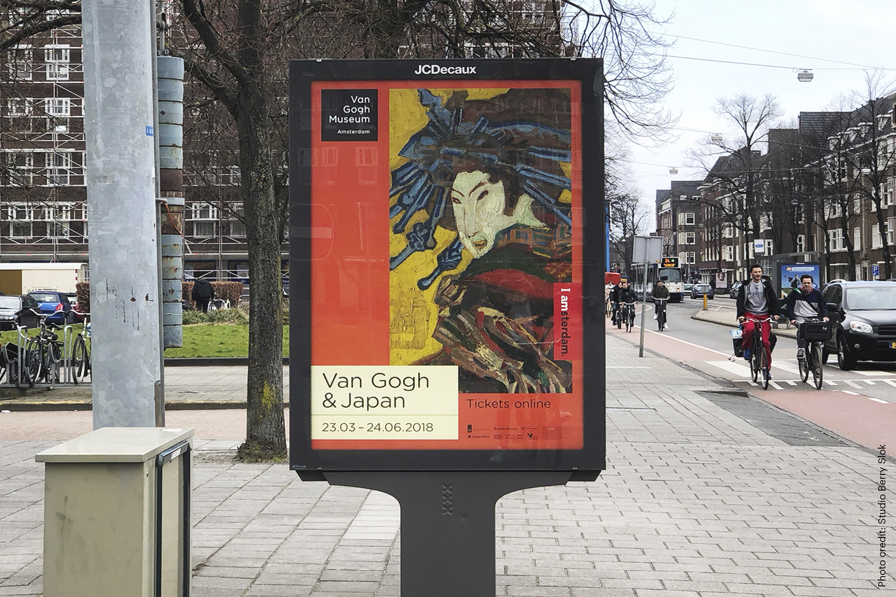 studio dumbar vincent van gogh museum billboard